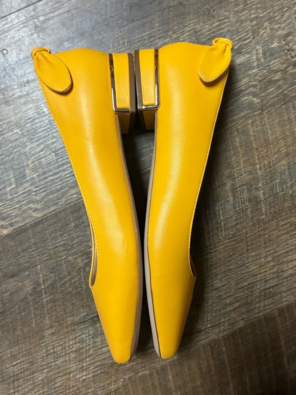 Talbots Edison Yellow Nappa Leather Keyhole Bow Flats 7.5 - Picture 5 of 7